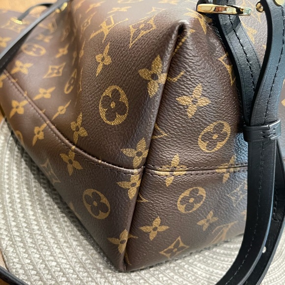 Louis Vuitton Montessori backpack - Picture 7 of 13